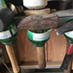 Displaying 3 hammers